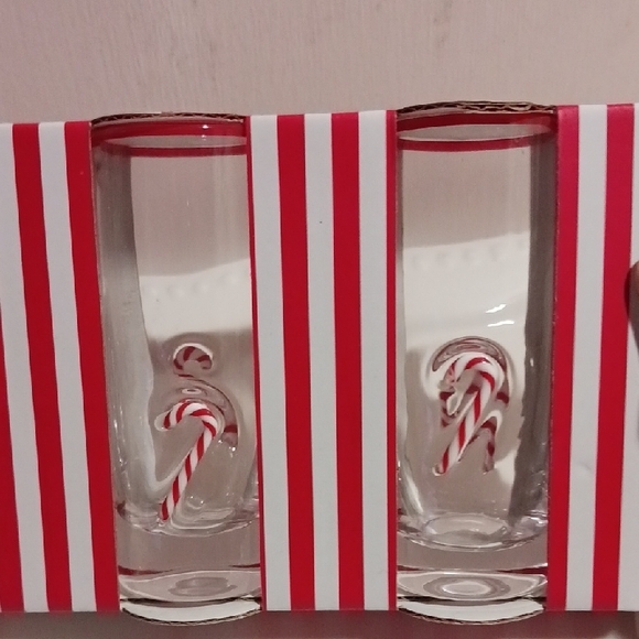 Candy Cane Shot Glasses  Set Of 4 Red and White Stripe - Picture 3 of 6